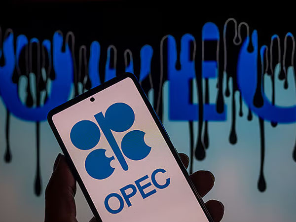 Oil prices dip after OPEC+ decides to increase output from August