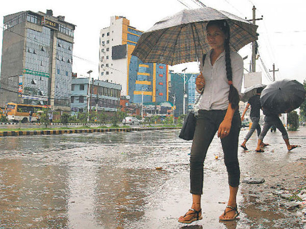 Moderate to heavy rainfall likely until Saturday, farmers advised to delay rice harvest