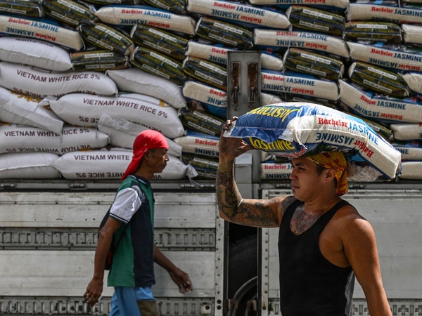 Philippines not to halt rice imports amid shortage fears