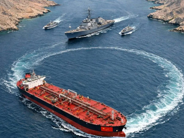 US-sanctioned Chinese tanker turns back to Strait of Hormuz, day after Gulf exit