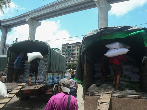 Myanmar exports nearly 700,000 tonnes of rice in 1st 4 months of FY2026-27